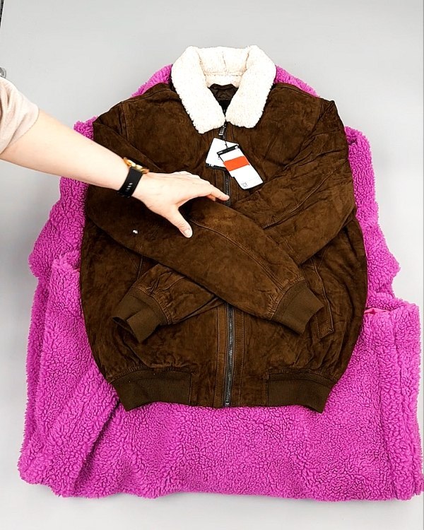 Фотография  673 - Верхняя одежда м/ж C&A 025#10 кг оптом в Орле и Орловской области