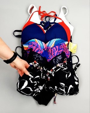 Фотография  147 - Купальники СТОК CAN 124#5 кг, ЛОТ №7690 оптом в Орле и Орловской области