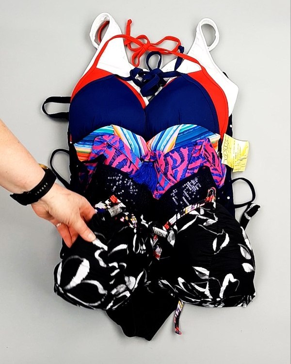 Фотография  126 - Купальники СТОК CAN 124#5 кг, ЛОТ №7690 оптом в Орле и Орловской области