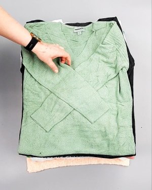 Фотография  817 - Джемпера легкие СТОК CAN 084#7 кг, ЛОТ №7635 оптом в Орле и Орловской области