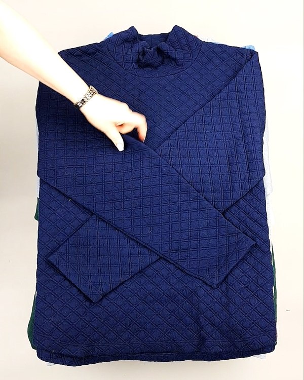 Фотография  816 - SWEATSHIRT CAN 084#10 кг, ЛОТ №7617 оптом в Орле и Орловской области