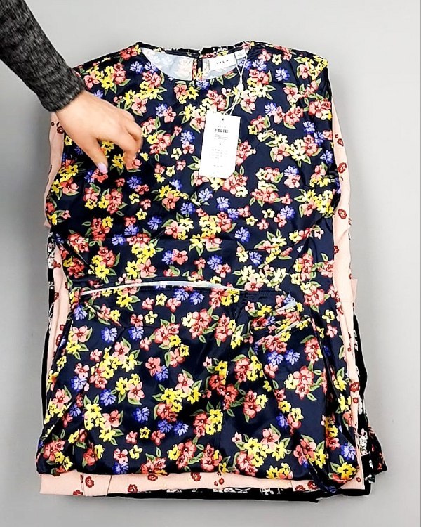 Фотография  543 - Платья VILA Summer 104#5 кг, ЛОТ №7833 оптом в Орле и Орловской области