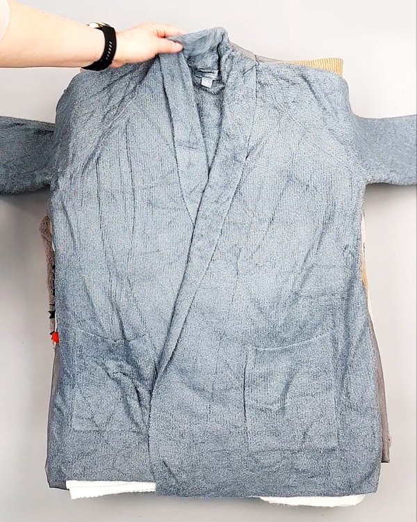 Фотография  508 - Кардиганы СТОК CAN 084#7 кг, ЛОТ №7673 оптом в Орле и Орловской области