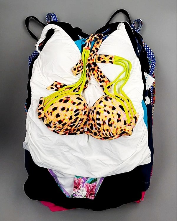 Фотография  648 - Купальники СТОК CAN 124#5 кг, ЛОТ №7688 оптом в Орле и Орловской области