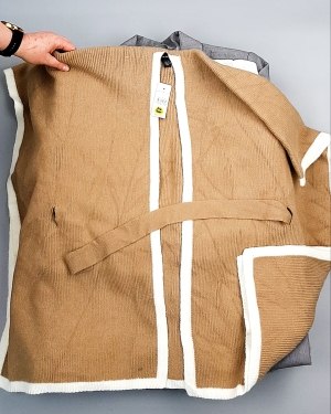 Фотография  209 - Кардиганы СТОК CAN 084#7 кг, ЛОТ №7673 оптом в Орле и Орловской области