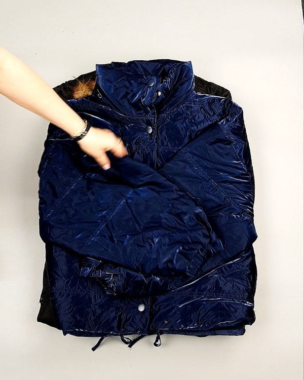 Фотография  549 - Верхняя одежда AMAZON жен 015#10 кг, ЛОТ №7714 оптом в Орле и Орловской области