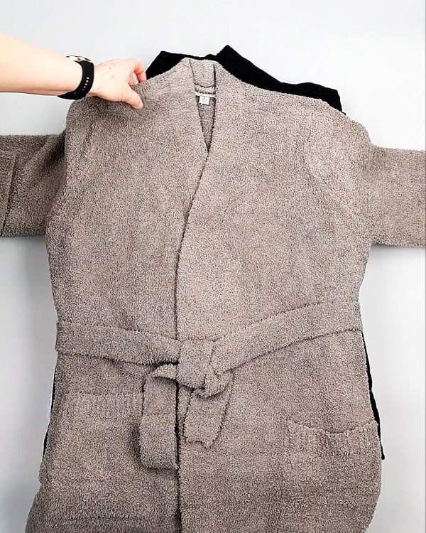 Фотография  315 - Кардиганы СТОК CAN 084#7 кг, ЛОТ №7671 оптом в Орле и Орловской области