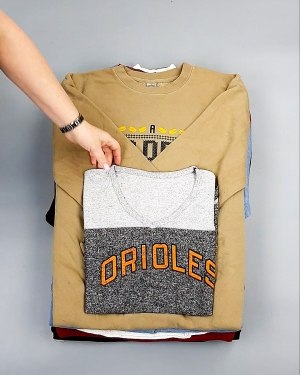 Фотография  454 - SWEATSHIRT CAN 084#10 кг, ЛОТ №7619 оптом в Орле и Орловской области