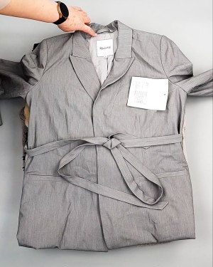 Фотография  112 - Кардиганы СТОК CAN 084#7 кг, ЛОТ №7673 оптом в Орле и Орловской области