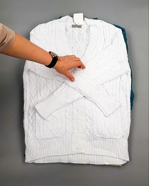 Фотография 899 - Джемпера СТОК CAN 084#7 кг, ЛОТ №7647 оптом в Орле и Орловской области