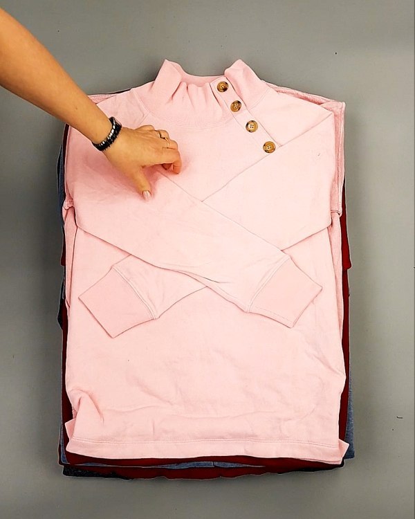 Фотография  532 - SWEATSHIRT CAN 084#10 кг, ЛОТ №7618 оптом в Орле и Орловской области