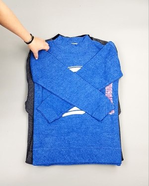 Фотография  895 - SWEATSHIRT CAN 084#10 кг, ЛОТ №7621 оптом в Орле и Орловской области