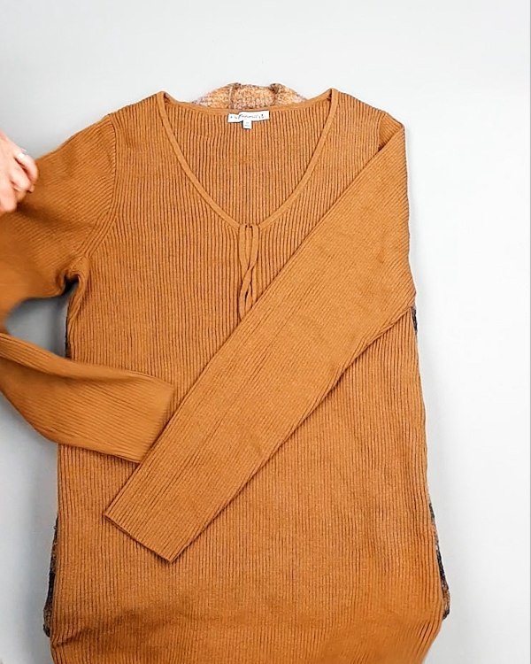 Фотография  883 - Платья СТОК CAN зима 084#7 кг, ЛОТ №7825 оптом в Орле и Орловской области