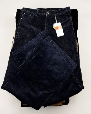 Купить Брюки вельветовые м/ж C&A 025#10 кг, ЛОТ №8031 оптом в Орле и Орловской области