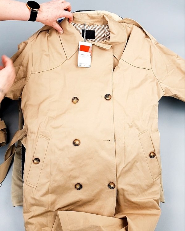 Фотография  882 - Ветровки м/ж C&A 025#10 кг, ЛОТ №7864 оптом в Орле и Орловской области