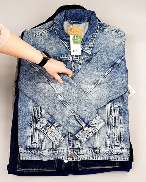 Фотография  356 - Ветровки м/ж C&A 025#10 кг, ЛОТ №7865 оптом в Орле и Орловской области