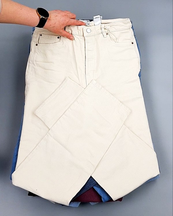 Фотография  924 - Джинсы NEXT Women#10 кг, ЛОТ №8034 оптом в Орле и Орловской области