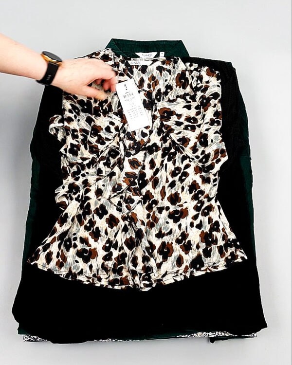 Фотография  967 - Блузки Bestseller+DK 035#5 кг, ЛОТ №8096 оптом в Орле и Орловской области