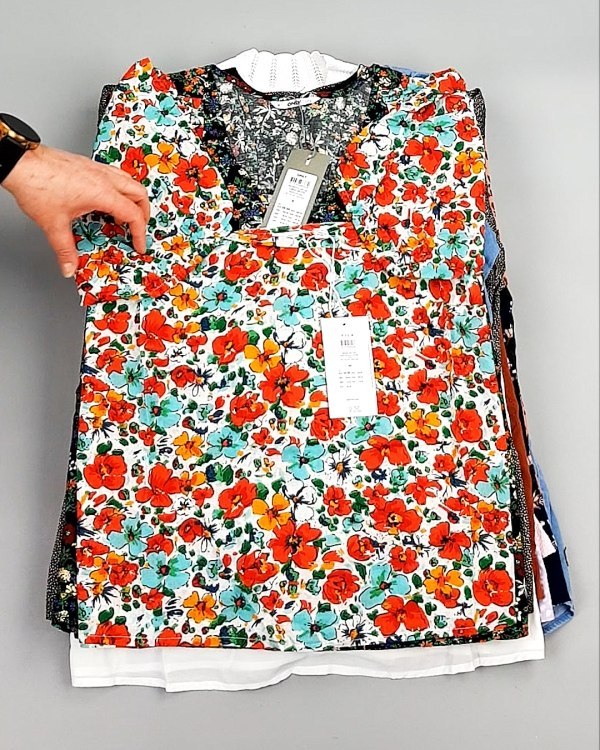 Фотография  567 - Блузки Bestseller 44#5 кг, ЛОТ №8026 оптом в Орле и Орловской области