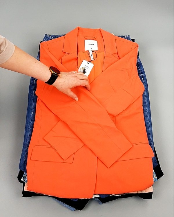 Фотография  437 - ДАНИЯ Summer mix 24#15 кг, ЛОТ №8044 оптом в Орле и Орловской области