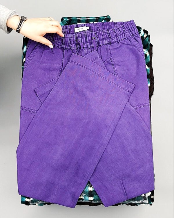 Фотография  668 - B.YOUNG Summer mix 035#15 кг, ЛОТ №8201 оптом в Орле и Орловской области