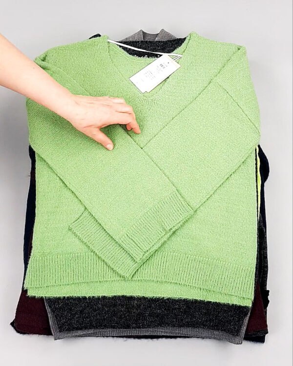 Фотография  177 - Джемпера легкие Bestseller+DK 035#7 кг, ЛОТ №8254 оптом в Орле и Орловской области