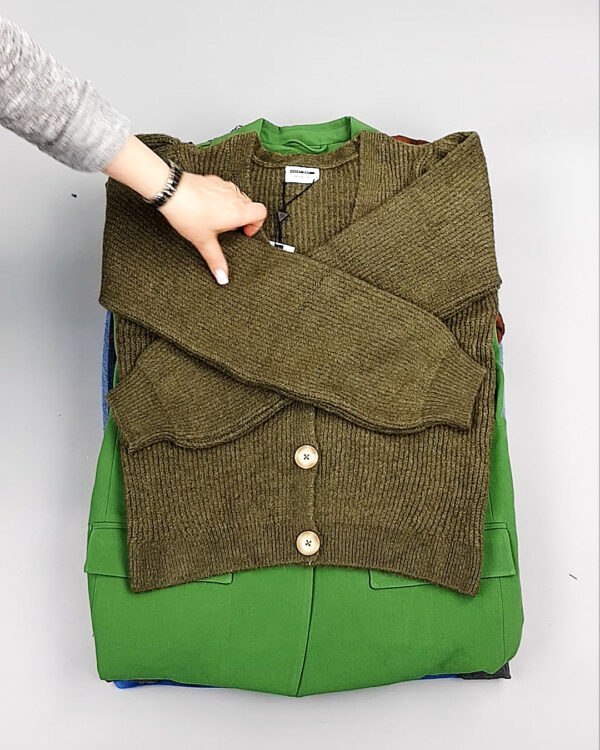 Фотография  747 - Bestseller+DK Summer mix 035#15 кг, ЛОТ №8234 оптом в Орле и Орловской области