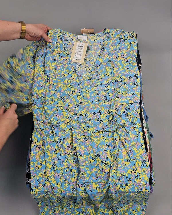 Фотография  414 - MAMA LICIOUS Summer 045 mix#16 кг, ЛОТ №8443 оптом в Орле и Орловской области