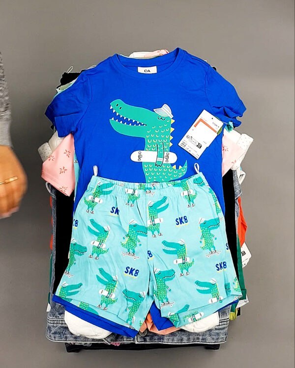 Фотография  583 - C&A детский микс 43#15,35 кг, ЛОТ №8205 оптом в Орле и Орловской области