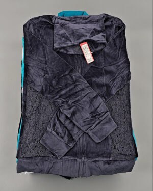 Купить Спортивные костюмы  AD83#10 шт, ЛОТ №8638 оптом в Орле и Орловской области