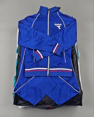 Купить Спортивные костюмы  AD83#10 шт, ЛОТ №8642 оптом в Орле и Орловской области