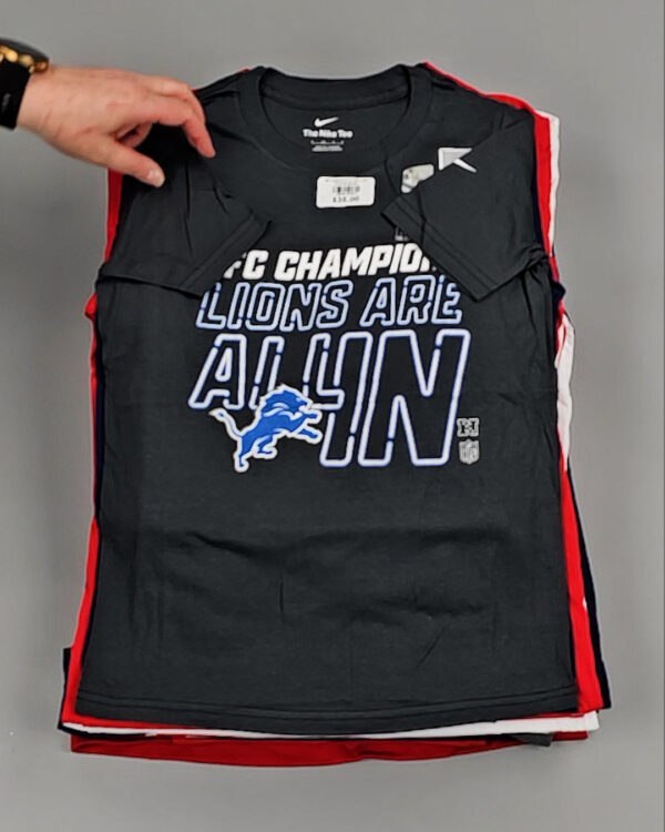 Фотография  732 - KIDS NIKE CAN 084#5 кг, ЛОТ №8502 оптом в Орле и Орловской области