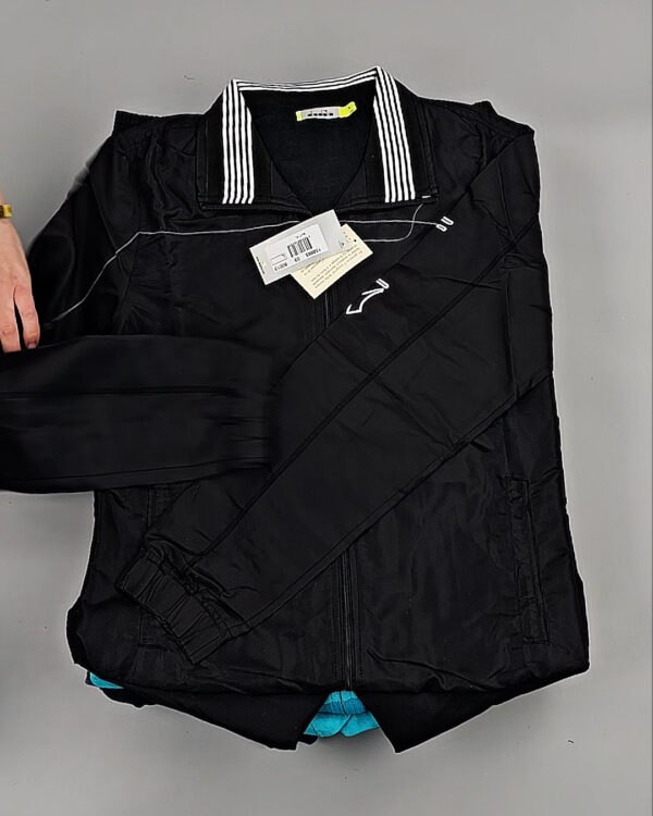 Фотография  360 - Спортивные костюмы  AD83#10 шт, ЛОТ №8641 оптом в Орле и Орловской области