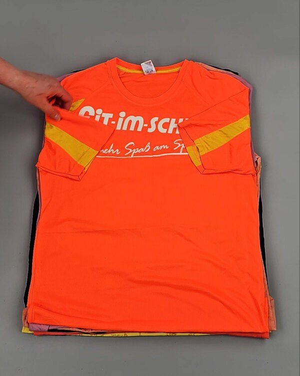 Фотография  985 - Футболки м/ж Cr+Ex#8,3 кг, ЛОТ № ВК0102 оптом в Орле и Орловской области