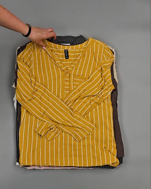 Фотография  924 - Блузки S#10 кг, ЛОТ № ВК0104 оптом в Орле и Орловской области