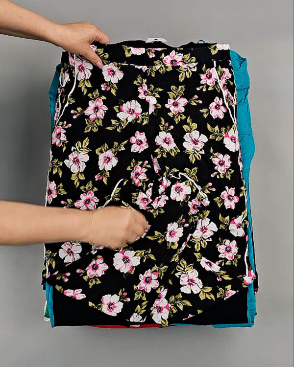 Фотография  966 - Летний микс CALZEDONIA, 50 шт, ЛОТ №8854 оптом в Орле и Орловской области