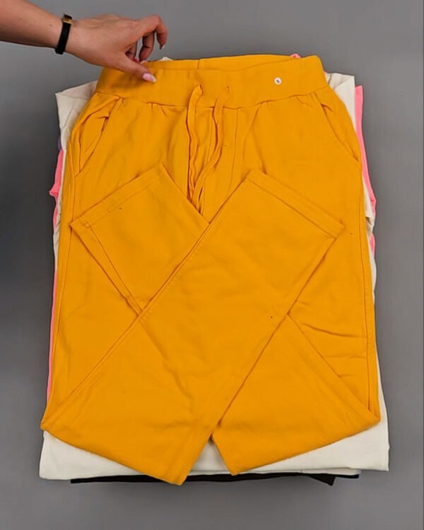 Фотография  424 - CIRCUS mix #11,9 кг, ЛОТ №8805 оптом в Орле и Орловской области