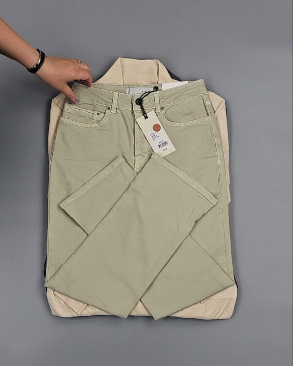 Фотография  795 - YA YA mix 43 В#30 шт, ЛОТ №8878 оптом в Орле и Орловской области