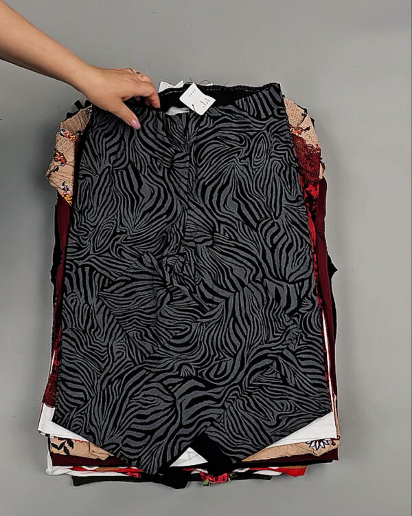 Фотография  734 - Летний микс CALZEDONIA, 50 шт, ЛОТ №8858 оптом в Орле и Орловской области