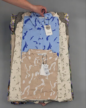 Фотография  421 - B.YOUNG Summer mix 045#17 кг, ЛОТ №8918 оптом в Орле и Орловской области