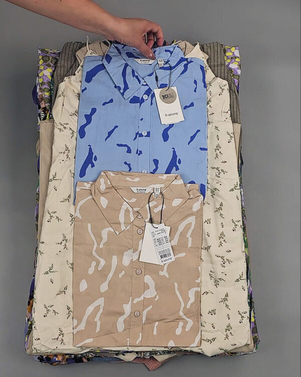 Фотография  281 - B.YOUNG Summer mix 045#17 кг, ЛОТ №8918 оптом в Орле и Орловской области