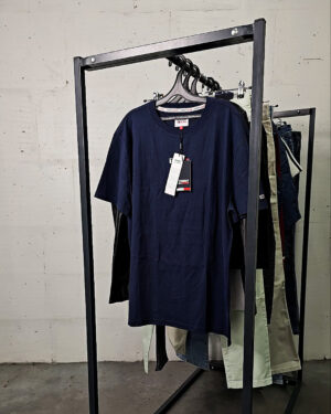 Купить LACOSTE, CALVIN KLEIN, TOMMY HILFIGER, GUESS + 075#19 шт, ЛОТ №9073 оптом в Орле и Орловской области