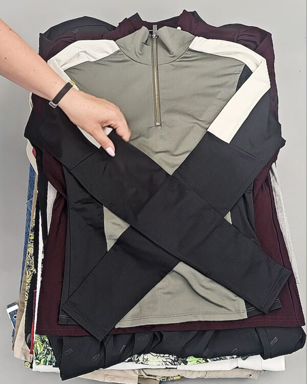 Фотография  239 - GESTUZ mix 075#24 шт, ЛОТ №9017 оптом в Орле и Орловской области