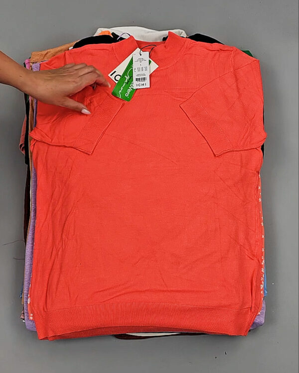 Фотография  900 - Футболки DK COMPANY 045 B#5,8 кг, ЛОТ №9089 оптом в Орле и Орловской области