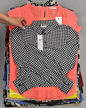 Фотография  622 - Блузки+Джемпера Bestseller Summer 045 B#8,5 кг, ЛОТ №9041 оптом в Орле и Орловской области