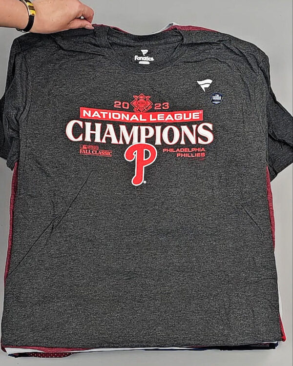 Фотография  515 - Футболки СТОК CAN 084#5 кг, ЛОТ №8998 оптом в Орле и Орловской области