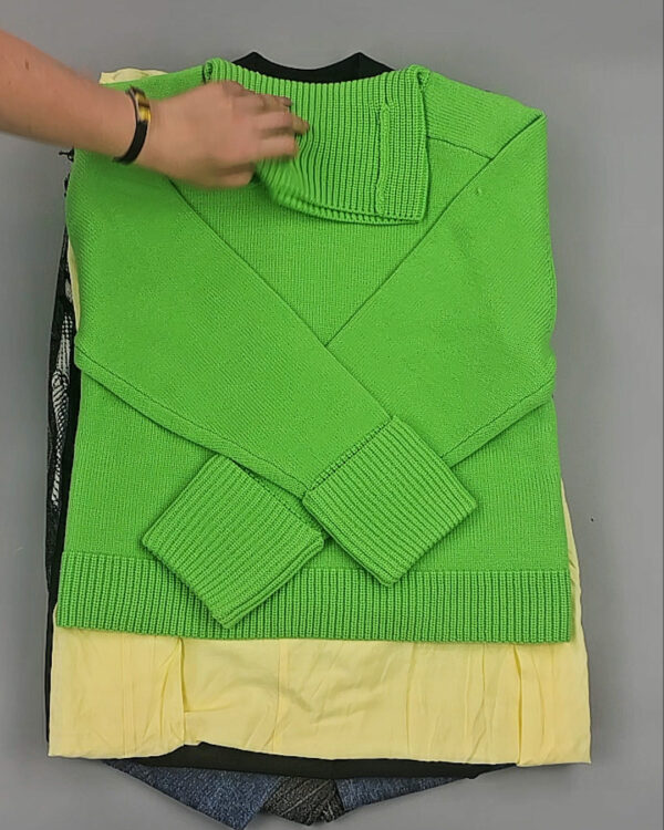 Фотография  467 - CO COUTURE mix 075#25 шт, ЛОТ №9010 оптом в Орле и Орловской области