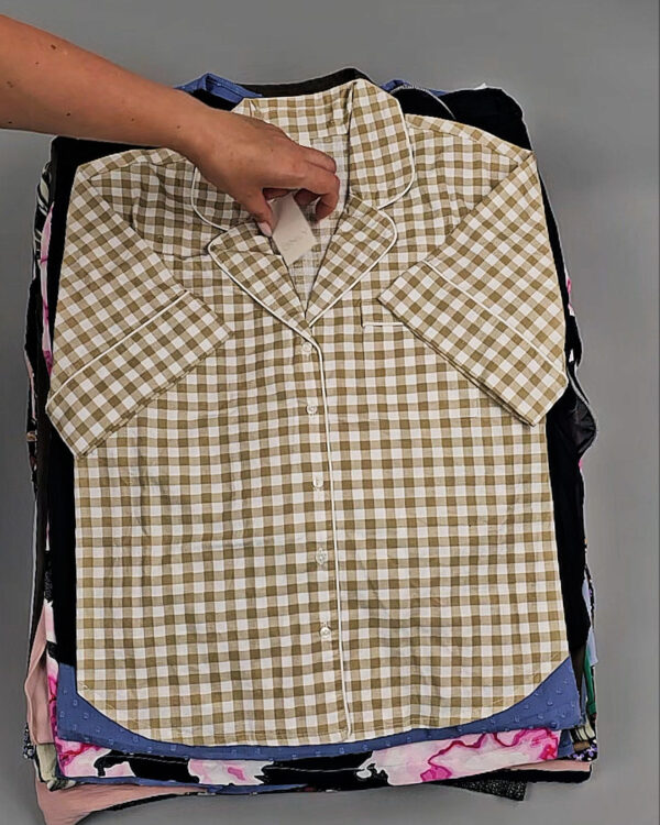 Фотография  237 - Блузки+Джемпера Bestseller Summer 045 B#8,5 кг, ЛОТ №9040 оптом в Орле и Орловской области