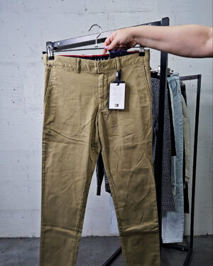 Фотография  844 - LACOSTE, CALVIN KLEIN, TOMMY HILFIGER, GUESS + 075#20 шт, ЛОТ №9072 оптом в Орле и Орловской области