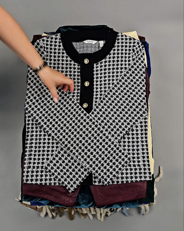 Фотография  935 - B.YOUNG Winter mix 104#15 кг, ЛОТ СТ-9196 оптом в Орле и Орловской области